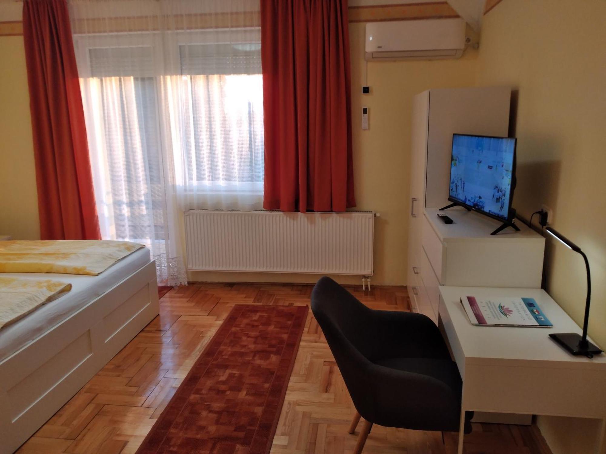 Heviz Erika Apartman Exterior photo